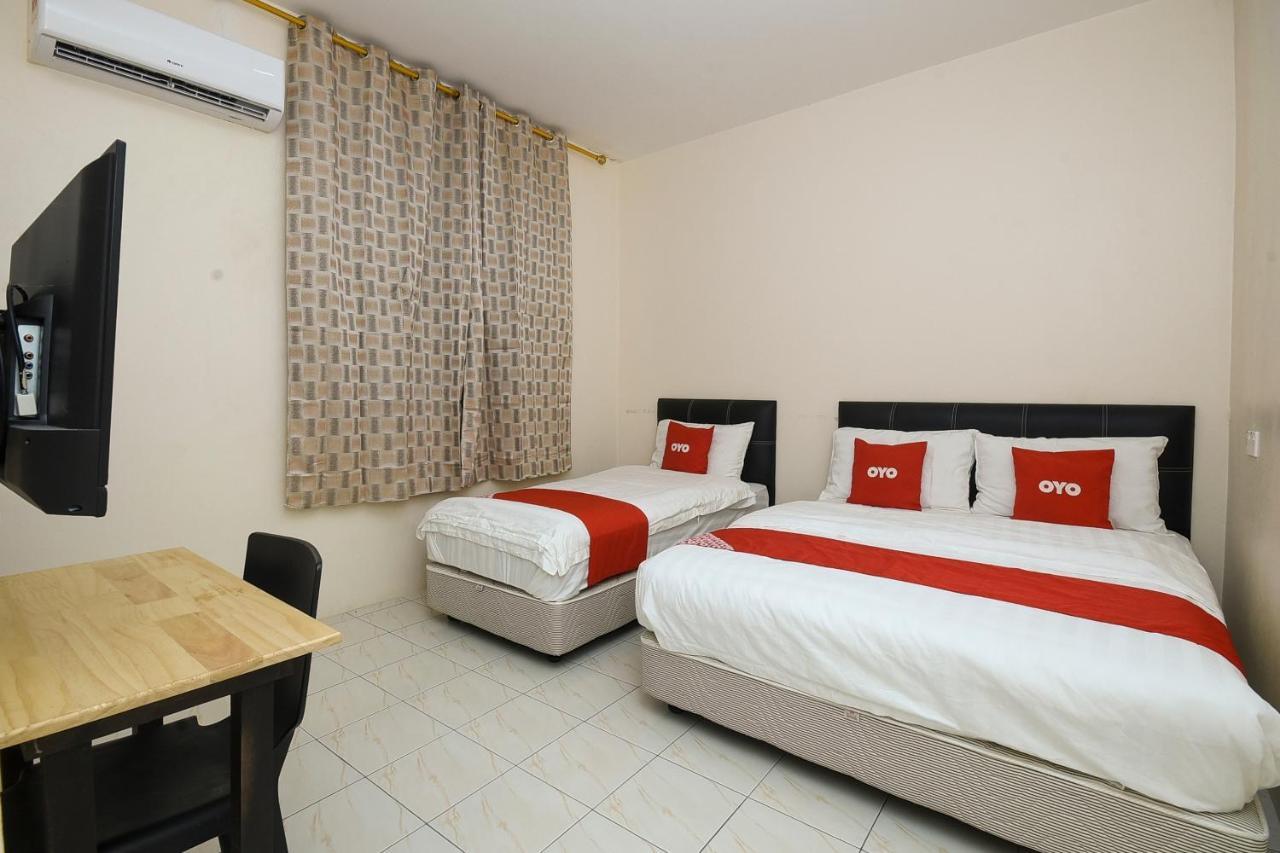 Oyo 90172 Goodwill Homestay Batu Niah Exterior foto